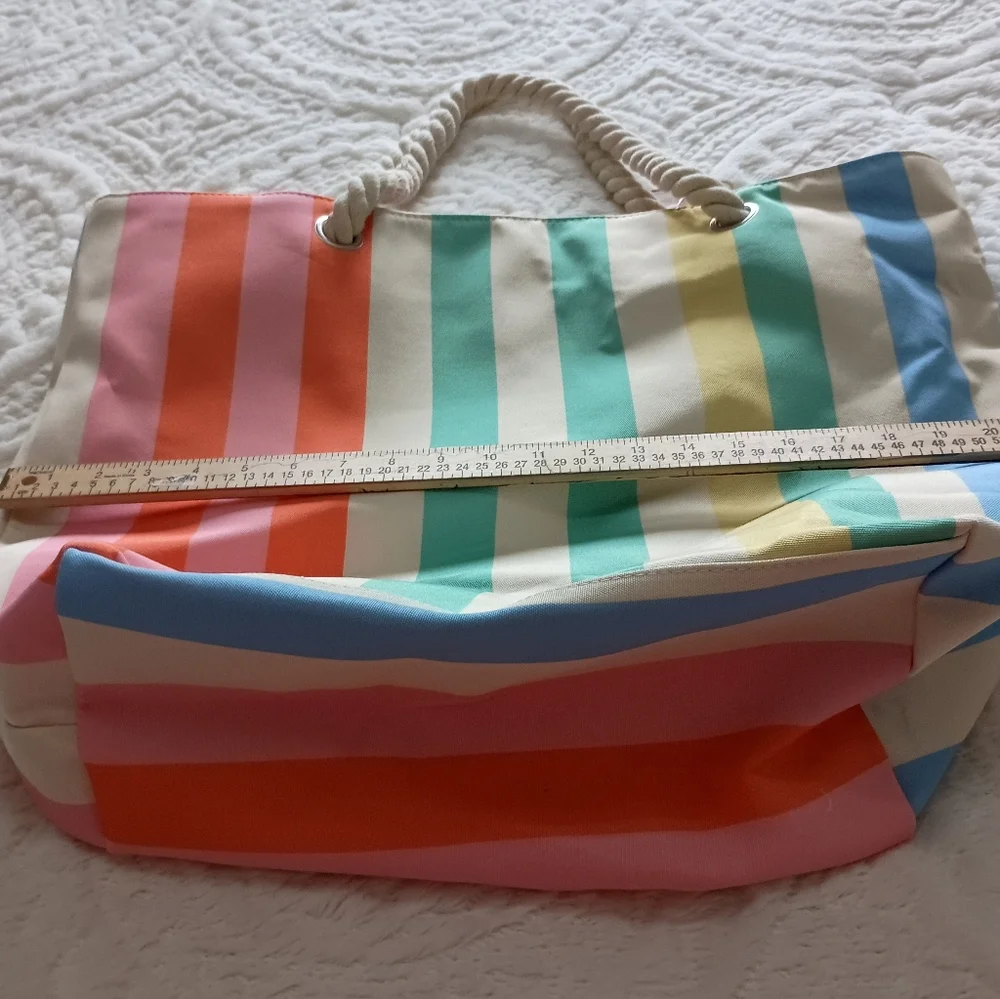 Striped Large Tote Bag - Picture 4 of 6